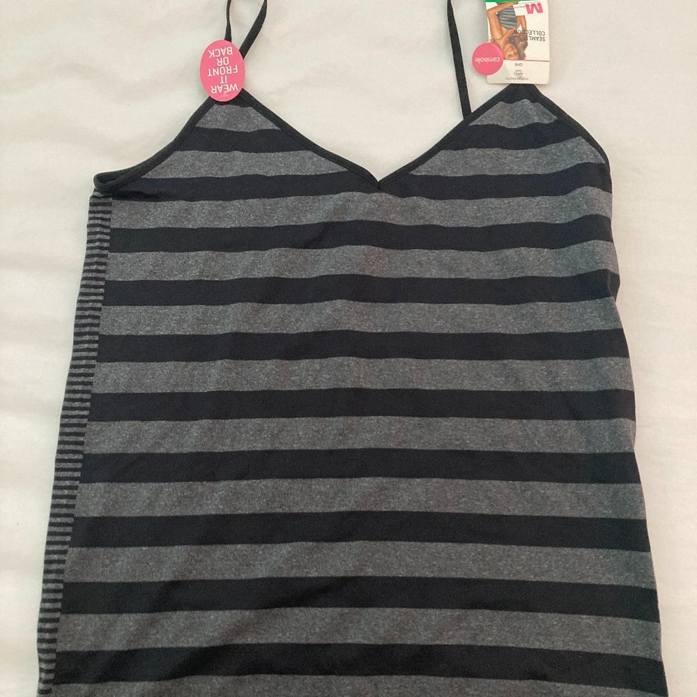 NWT - Maidenform tank top - Black/Large